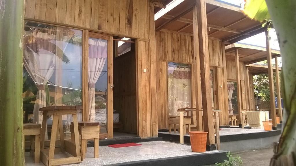 Beach Box Bungalow Гілі-Траванган Номер фото