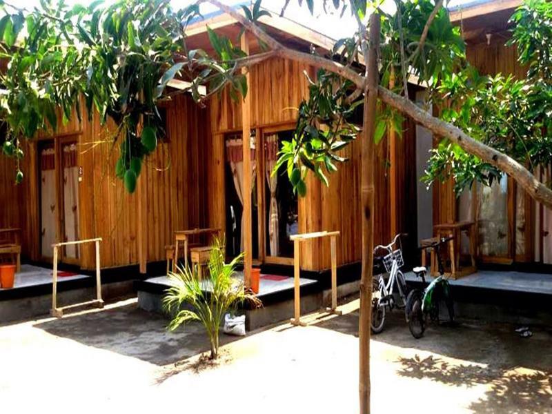 Beach Box Bungalow Гілі-Траванган Екстер'єр фото